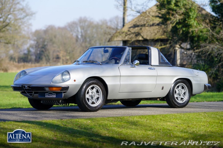 Alfa Romeo 2000 Spider “Targa” 1973