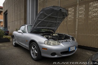 Mazda MX-5  2001