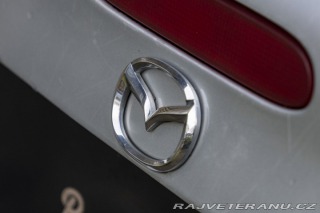 Mazda MX-5  2001
