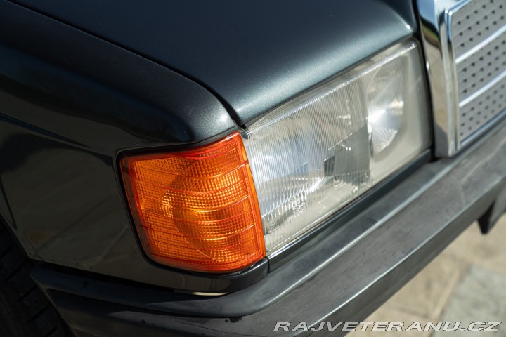 Mercedes-Benz 190 E 1988
