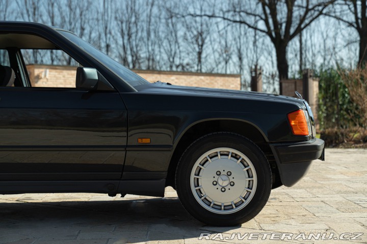 Mercedes-Benz 190 E 1988