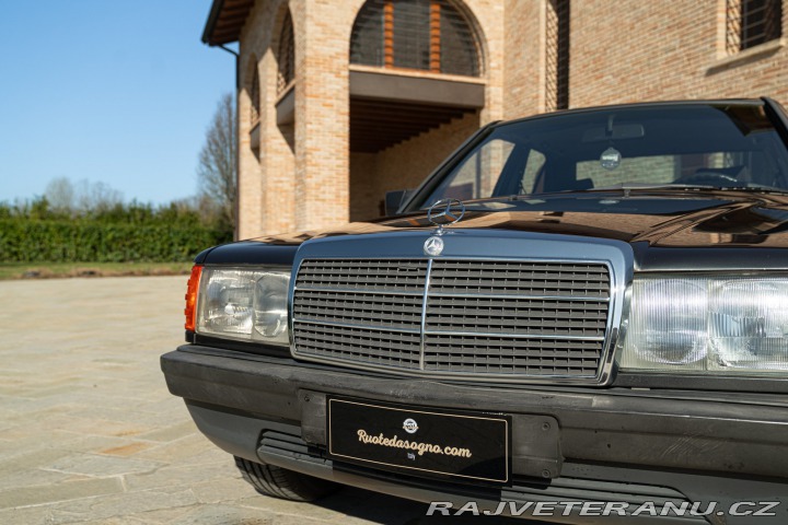 Mercedes-Benz 190 E 1988