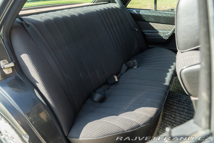 Mercedes-Benz 190 E 1988