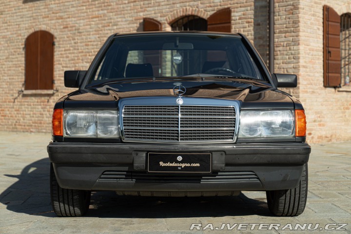Mercedes-Benz 190 E 1988