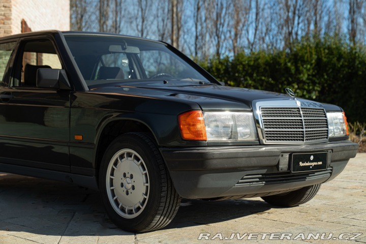 Mercedes-Benz 190 E 1988