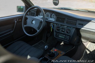 Mercedes-Benz 190 E 1988
