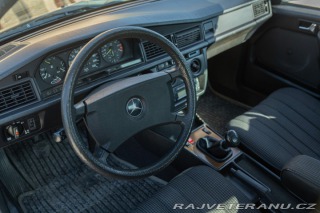 Mercedes-Benz 190 E 1988