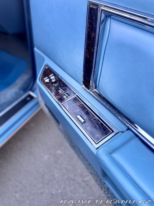 Lincoln Mark V 1979