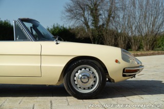 Alfa Romeo Spider 1750 VELOCE OSSO DI SEPPIA 1969