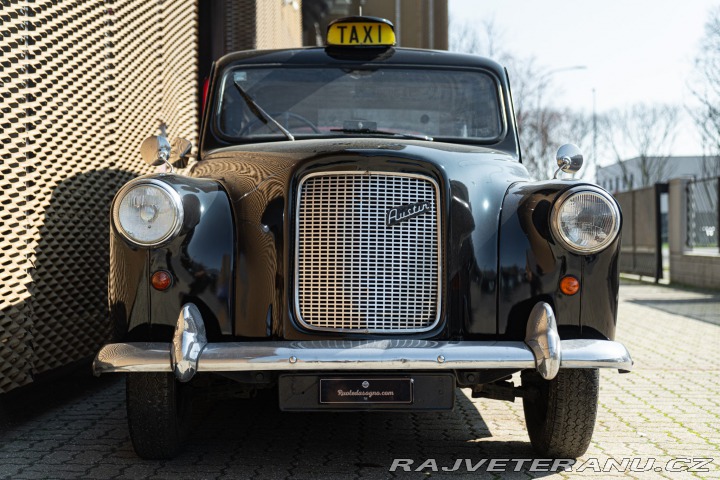Austin Ostatní modely FX4 LONDON TAXI 1961