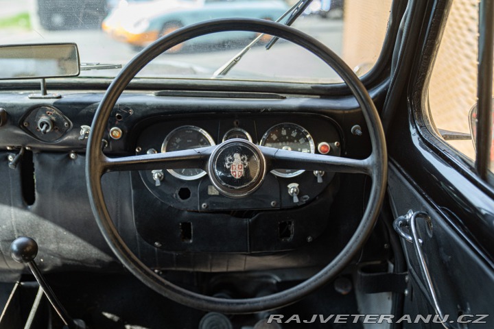 Austin Ostatní modely FX4 LONDON TAXI 1961