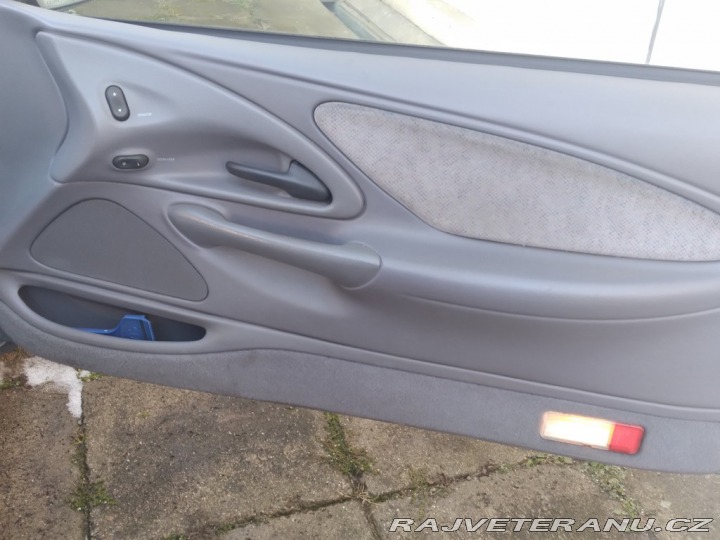 Ford Thunderbird LX 4.6 V8 EKO ZAPLACENO 1995