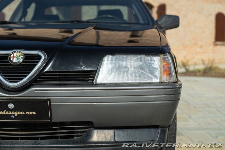 Alfa Romeo 164 TWIN SPARK 1990