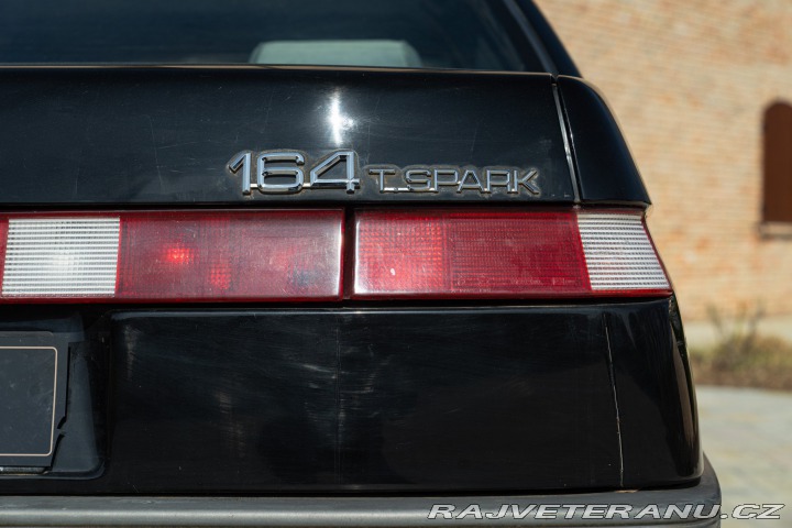 Alfa Romeo 164 TWIN SPARK 1990