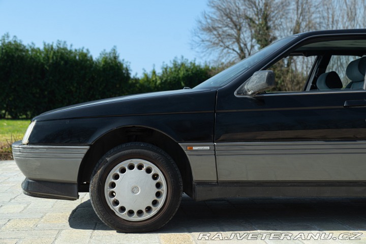 Alfa Romeo 164 TWIN SPARK 1990