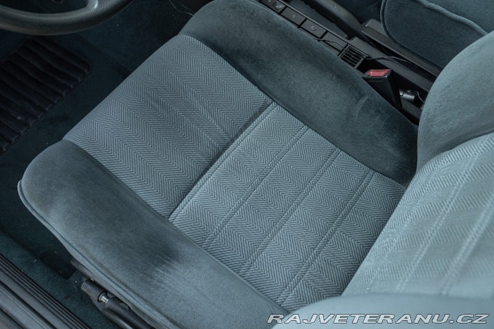 Alfa Romeo 164 TWIN SPARK 1990