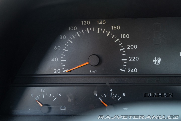 Alfa Romeo 164 TWIN SPARK 1990
