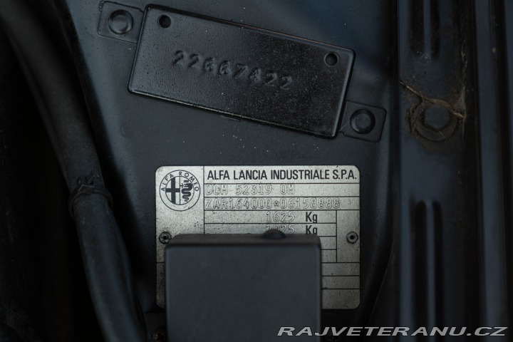 Alfa Romeo 164 TWIN SPARK 1990