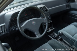 Alfa Romeo 164 TWIN SPARK 1990