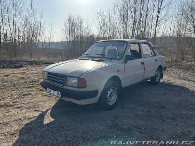Škoda 120