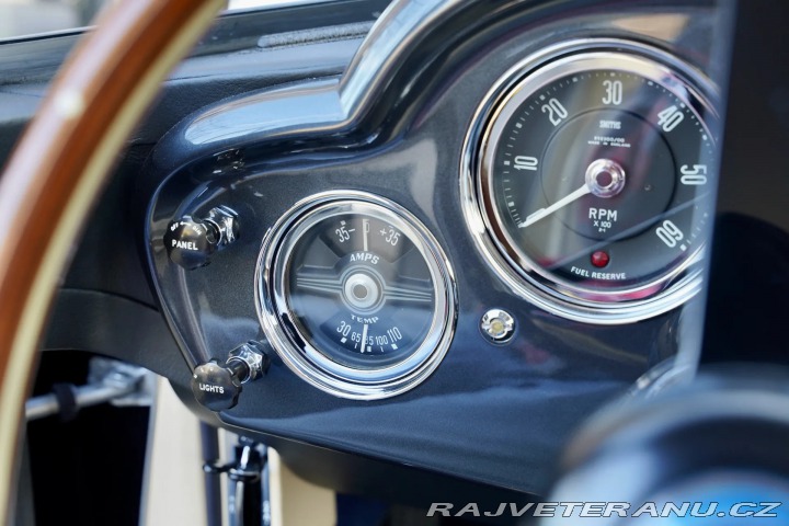 Aston Martin DB 4 Series IV 1961