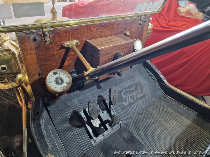 Ford T Touring 1912