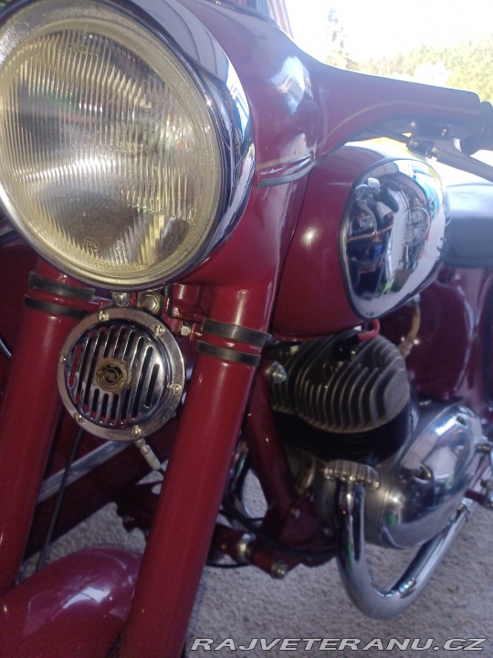 Jawa 350 360 panelka a side 1973