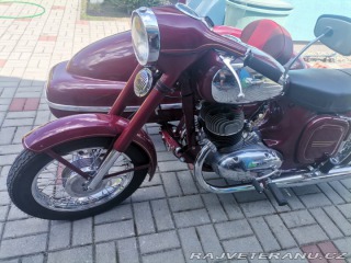 Jawa 350 360 panelka a side 1973