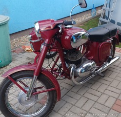 Jawa 350 360 panelka a side 1973