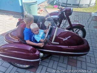Jawa 350 360 panelka a side 1973