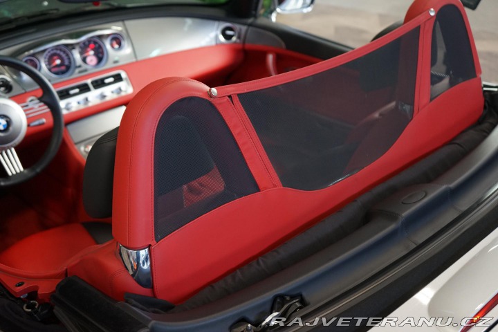 BMW Z8 Roadster Hardtop Manuál V 2000