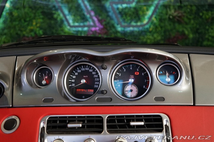 BMW Z8 Roadster Hardtop Manuál V 2000