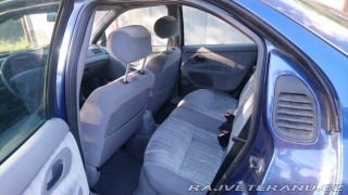 Ford Mondeo 1. generace, 1.8 CLX 1994