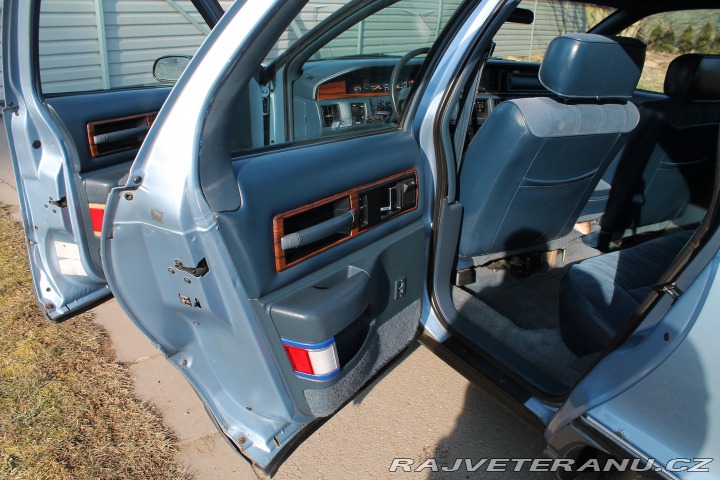 Oldsmobile Ostatní modely Custom Cruiser 5.0 1992