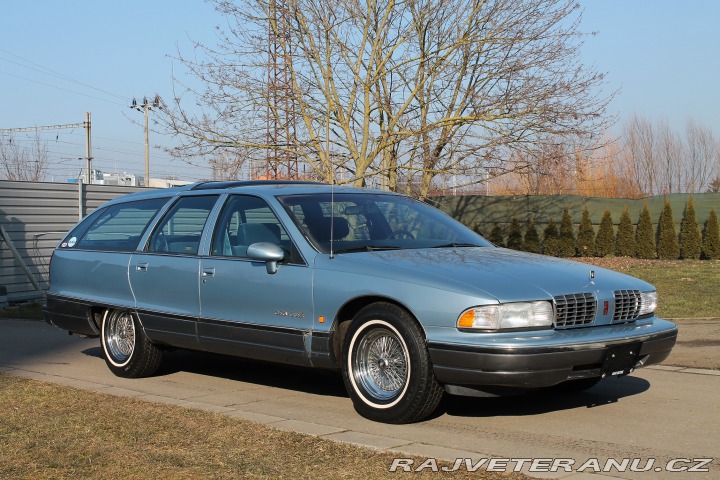 Oldsmobile Ostatní modely Custom Cruiser 5.0 1992
