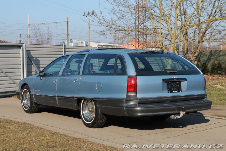 Oldsmobile Ostatní modely Custom Cruiser 5.0 1992
