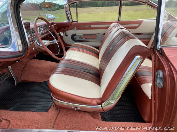 Pontiac Bonneville Coupe 1959