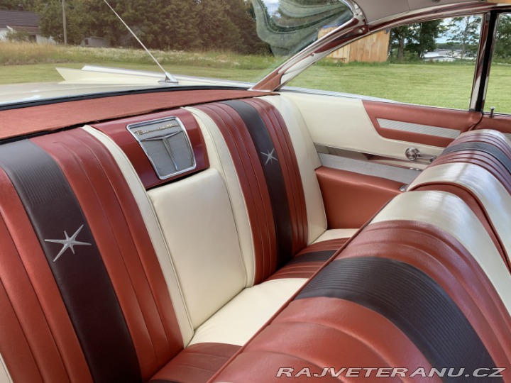 Pontiac Bonneville Coupe 1959