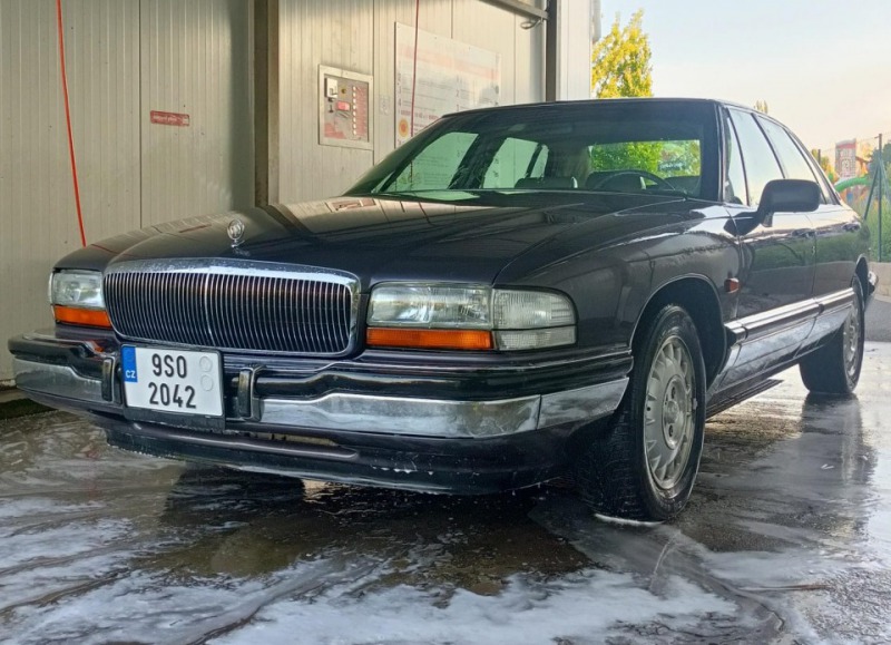 Buick Park Avenue 