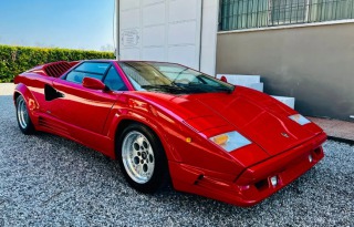 Lamborghini Countach 