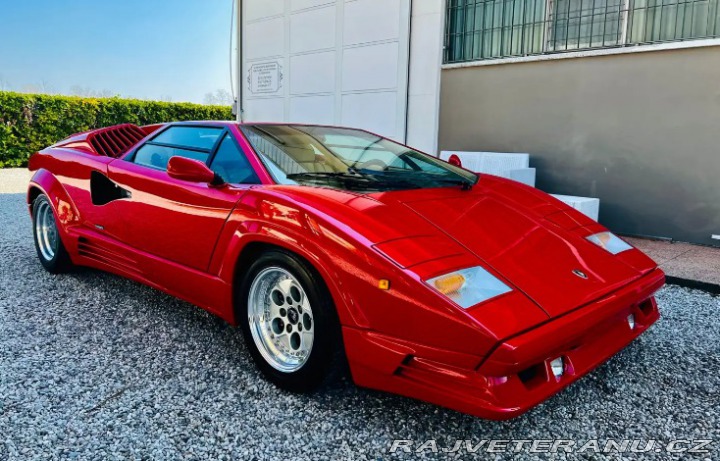 Lamborghini Countach 1990