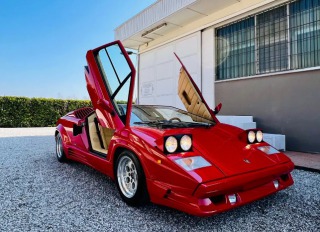 Lamborghini Countach 1990