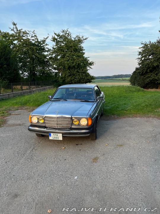 Mercedes-Benz 300 300 CD kupé 1982