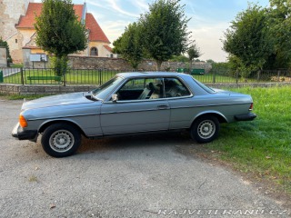 Mercedes-Benz 300 300 CD kupé 1982