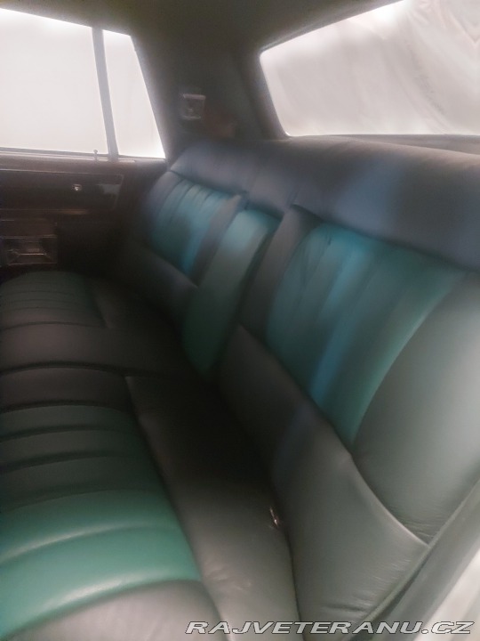 Cadillac DeVille sedan 1978