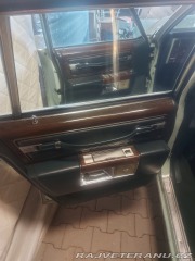 Cadillac DeVille sedan 1978