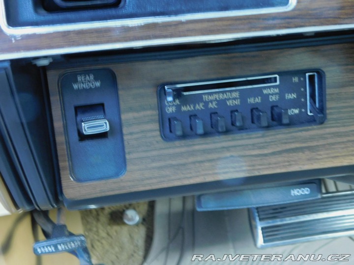 Chrysler Cordoba CORDOBA 1976
