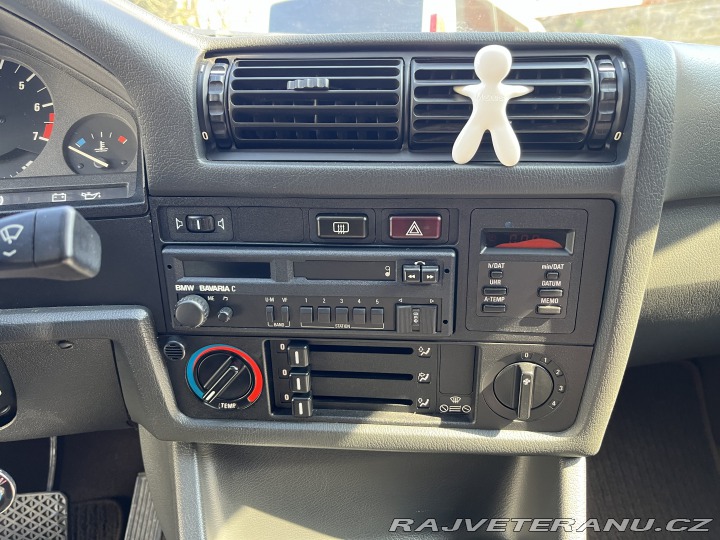 BMW 3 316 i automat 1988