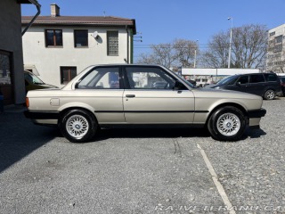 BMW 3 316 i automat 1988