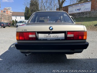 BMW 3 316 i automat 1988